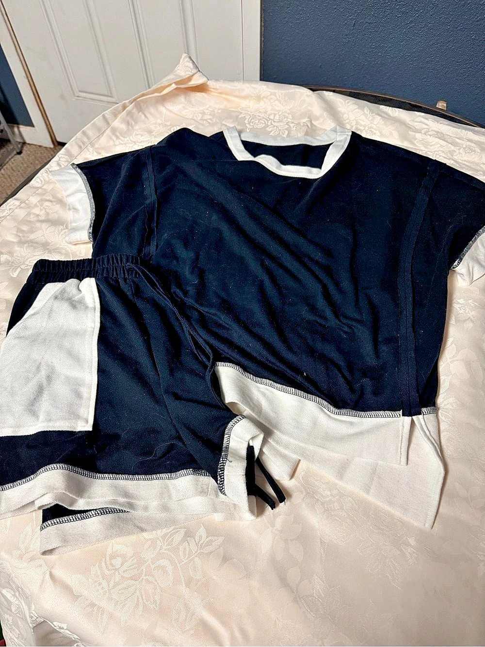 Casual Two Piece Black & White Set with Pockets